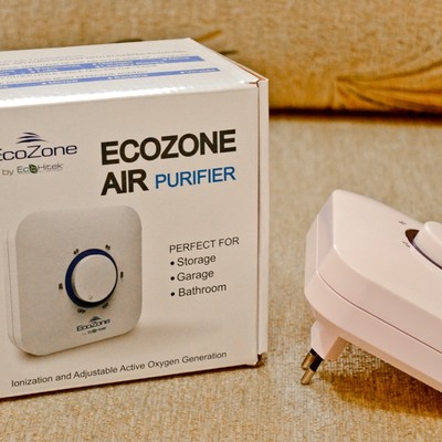 Очиститель воздуха - озонатор в розетку EcoZone. Удаление запахов, химии, вирусов, бактерий. Для кухни, комнаты, санузла.